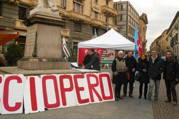 Bancari, braccia incrociate per il contratto