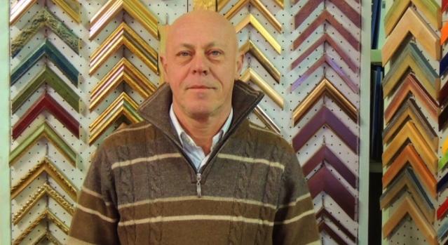 Borgomanero, dopo 40 anni chiude il negozio di vernici Ellegi di corso Roma