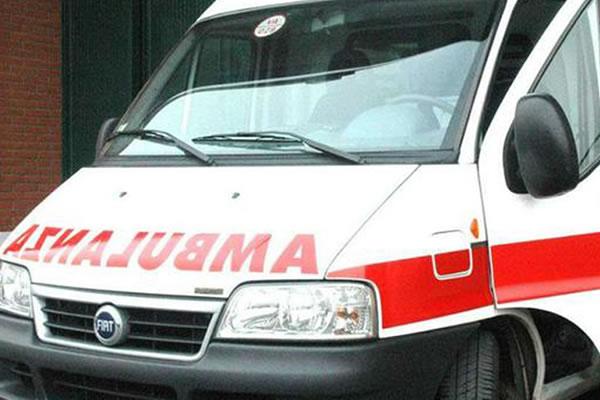 Grignasco: ragazzina cade dal terzo piano