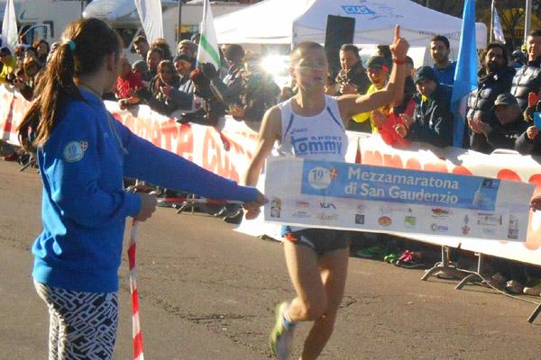 Maratonina di San Gaudenzio, edizione da record