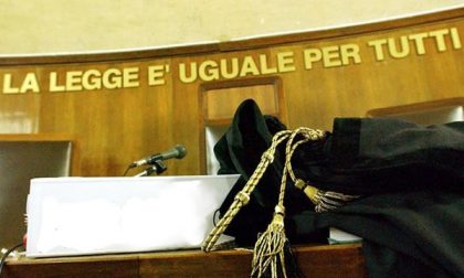 Rimborsopoli: processo al via, ed è subito scontro