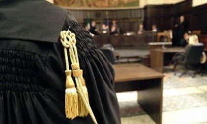 8 anni di reclusione: è la pena richiesta in un processo per violenza sessuale di gruppo