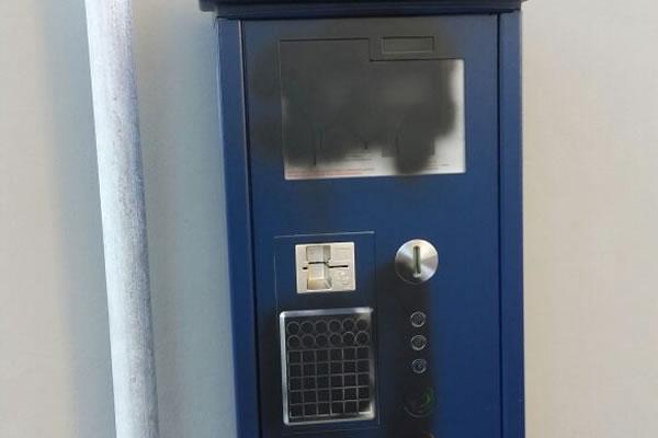 Atti vandalici contro una ventina di nuovi parcometri