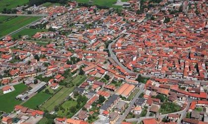 Carabinieri e Polizia locale intervengono a Cerano per una rissa