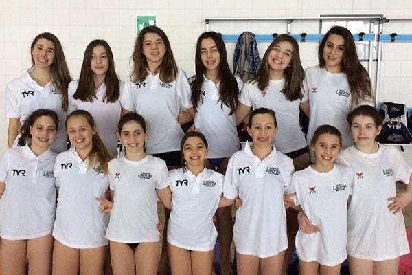 Ottimo risultato a Leinì per le sincronette della Libertas Nuoto Novara
