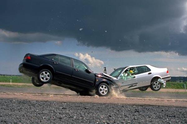 Assicurazioni: in vista tagli agli indennizzi per incidenti stradali?