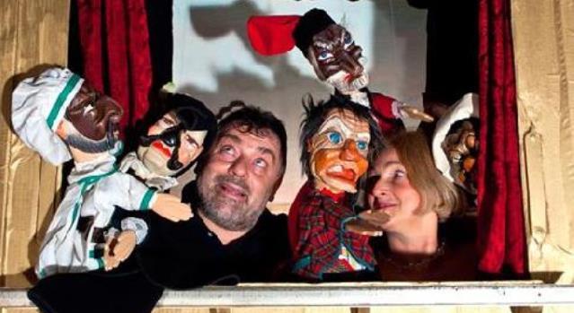I burattini raccontano la storia del teatro d’animazione