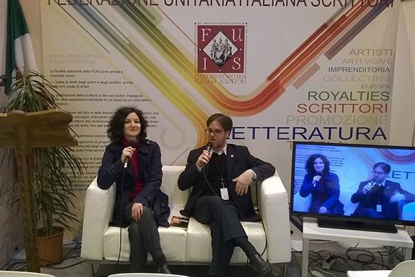 Scrittrice novarese al Salone del Libro di Parigi