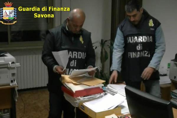 46enne novarese ai domiciliari per un’operazione della Gdf di Savona