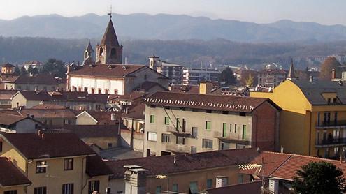 Borgomanero, continua la stagione dei mercatini