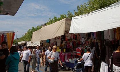 Borse ‘leggere’ al mercato, ladri in azione ad Arona