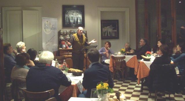 Il piatto forte ospita un “re degli aforismi”