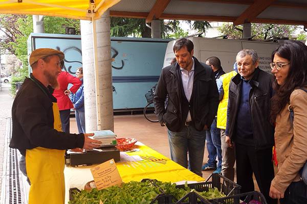 Il sindaco al mercato di Campagna Amica