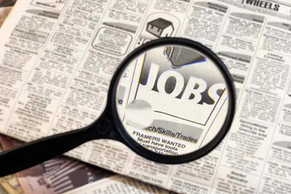Lavoro dopo gli studi, timida ripresa