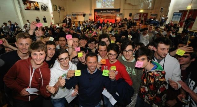 Loris Capirossi testimonial a Borgomanero della guida sicura