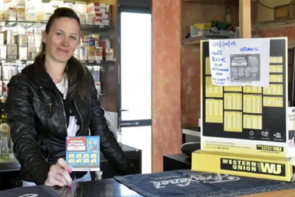 Vince 500 euro a settimana per i prossimi 20 anni