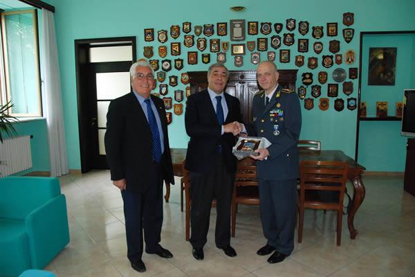 Visita di commiato del questore Sarlo al comando provinciale della Finanza
