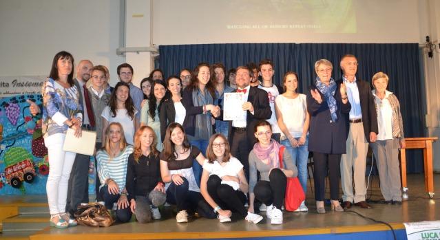 Borgomanero: allo stadio per riciclare