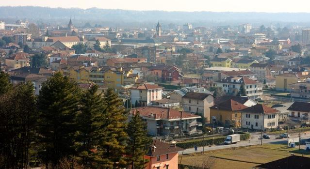 Borgomanero dice addio al medico militante