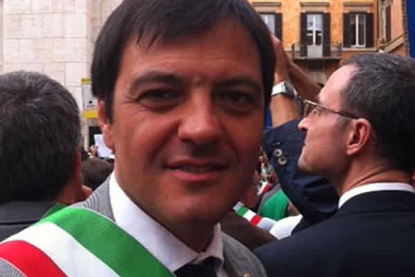 Caso Deaprinting: nuovo tentativo del sindaco