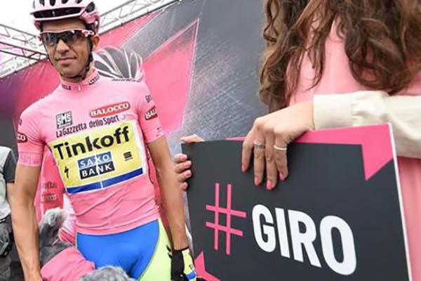 Giro d’Italia: traguardo volante in viale Roma