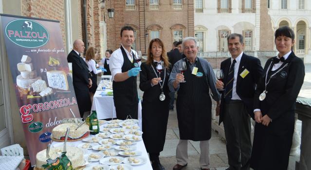 Vino e gorgonzola? Abbinamento da sommelier