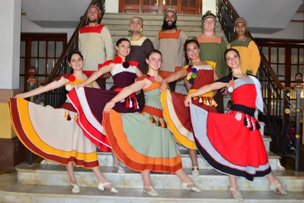 Da tutto il mondo per il Raduno Folkloristico