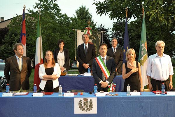 Gusmeroli, primo Consiglio sotto le stelle