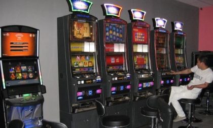 Il Comune di Borgomanero decide di limitare l’orario dei videopoker ma...