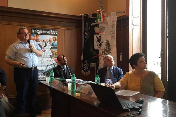 «Salviamo le linee Novara-Varallo Sesia e Santhià-Arona con i fondi europei»