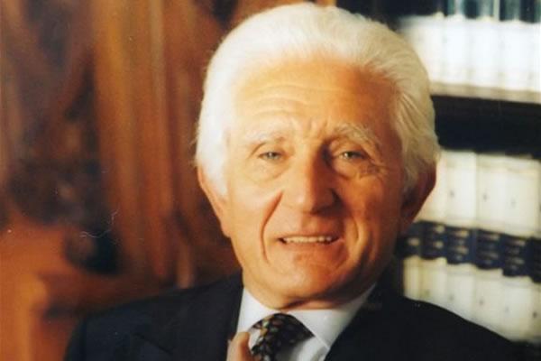 Addio a Mario Cavanna