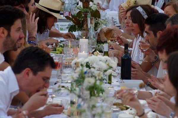 E’ tutto pronto a Lesa per la Cena col bianco di sabato