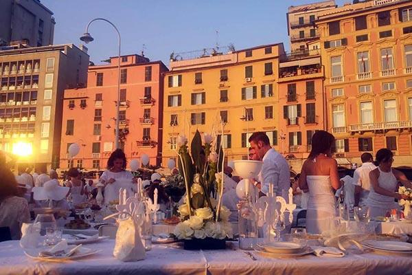 La cena in bianco arriva a Novara