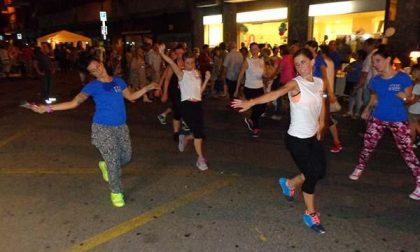 Notte Fluo, successo… con polemiche