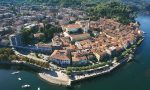 Gravi sversamenti a lago ad Arona