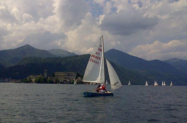 Vela, sul Lago d’Orta il Festival delle Darsene