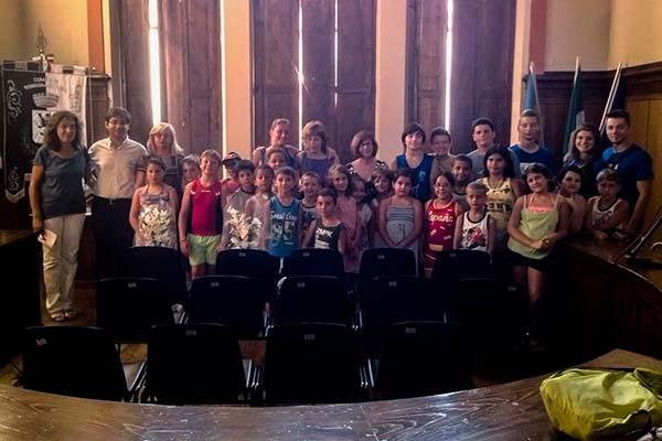 «Grazie per aver cresciuto intere generazioni»