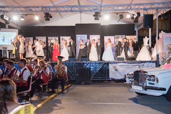 Il Ballo delle Debuttanti di Stresa incanta Verbania