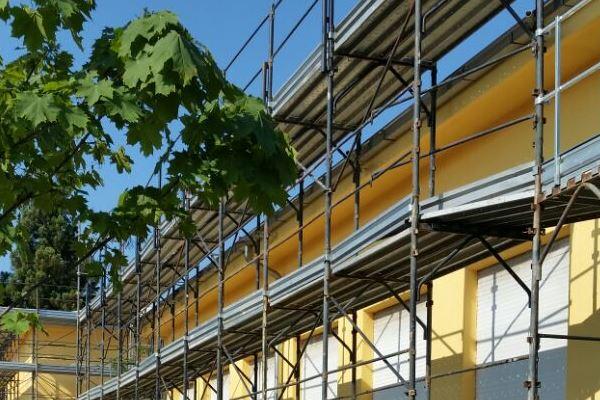Via l’amianto dal tetto della scuola dell’infanzia di Romagnano Sesia