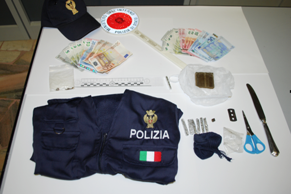Arrestati in due per spaccio di stupefacenti