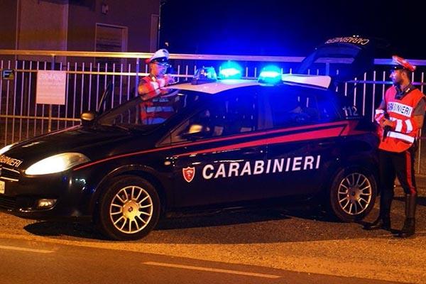 Biandrate: denunciato per possesso di oggetti atti a offendere