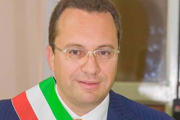 «Coi soldi dell’Anci ci pago lo scuolabus»