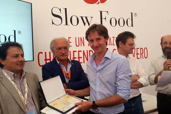 Grande successo per il gorgonzola della Bassi spa di Marano al concorso “Infiniti blu”