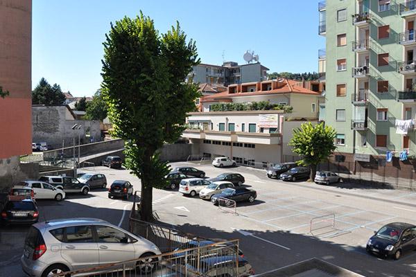 «Parcheggio soprelevato all’Asl»