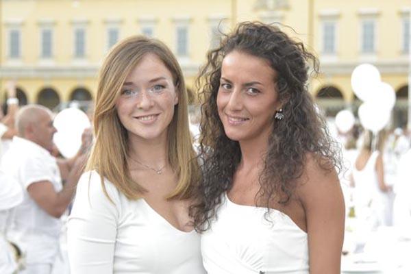 Un successo da 1.500 presenze la prima edizione della Cena in bianco (FOTOGALLERY)