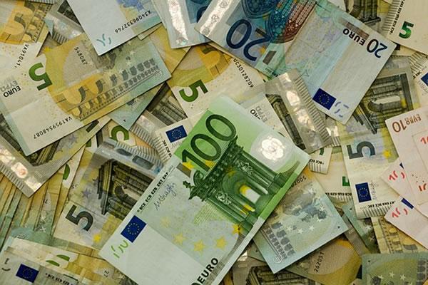 Altre truffe ad anziani. Ora il trucco del taxi che porterebbe alla propria banca