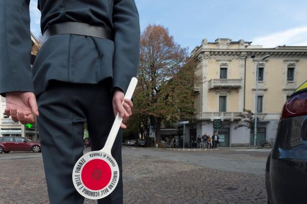 Borgomanero: le Fiamme Gialle scovano 4mila articoli  di rubinetteria finti ‘Made in Italy’