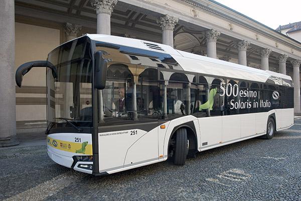 Bus più ecologico lungo le strade novaresi