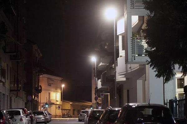 Continua la transizione di Novara verso l’illuminazione a led