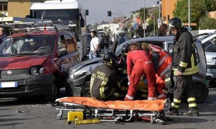 Incidente paralizza corso Risorgimento